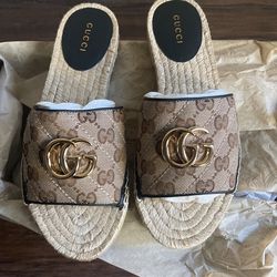 Gucci Sandal Slides Size 35
