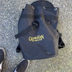 Guardian Harness And Self Retracting Lifeline.