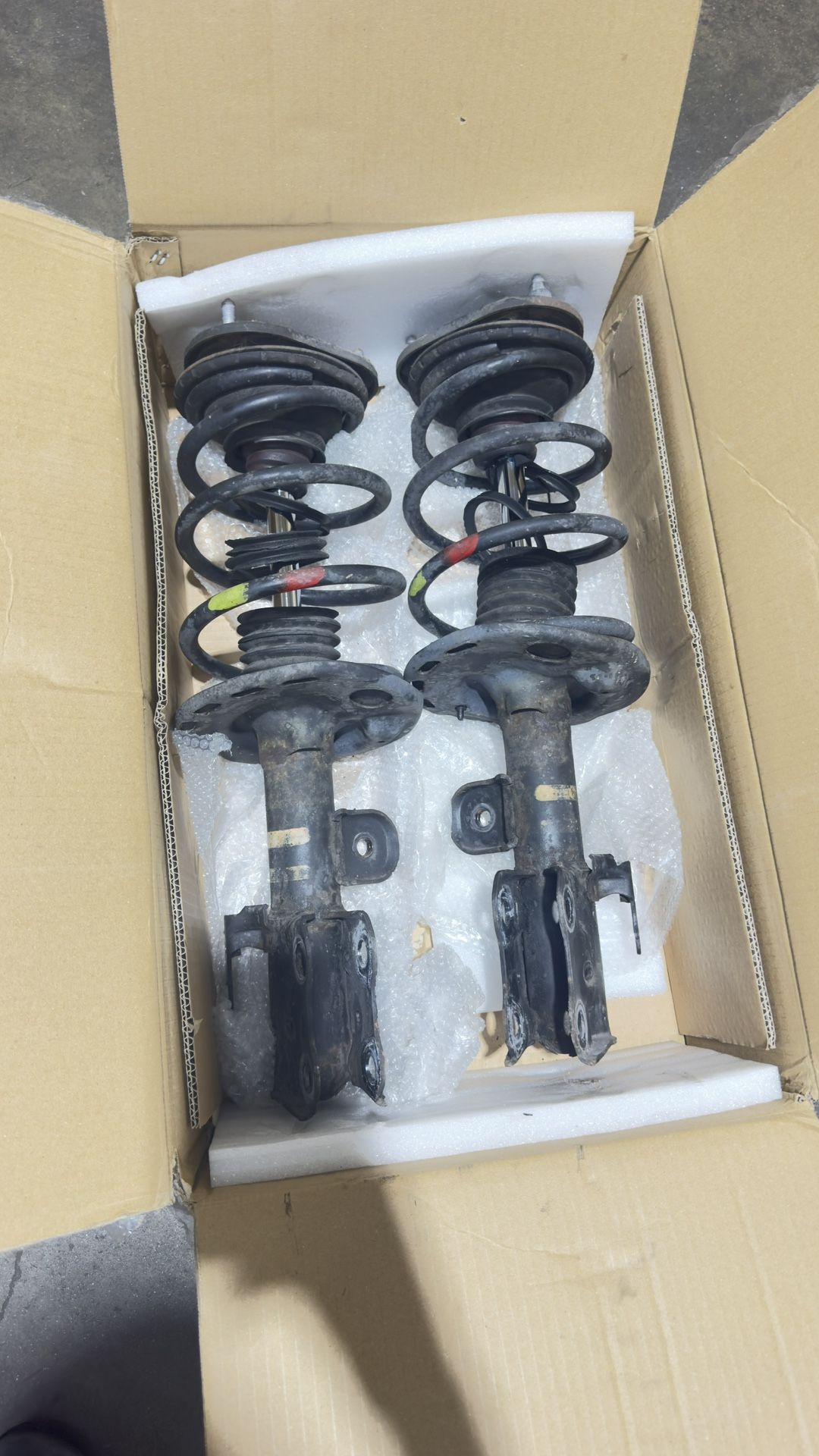 Old shock absorbers and other spare parts for Prius 2013