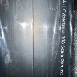 Tesla Cybertruck 1:18 Diecast New In The Box