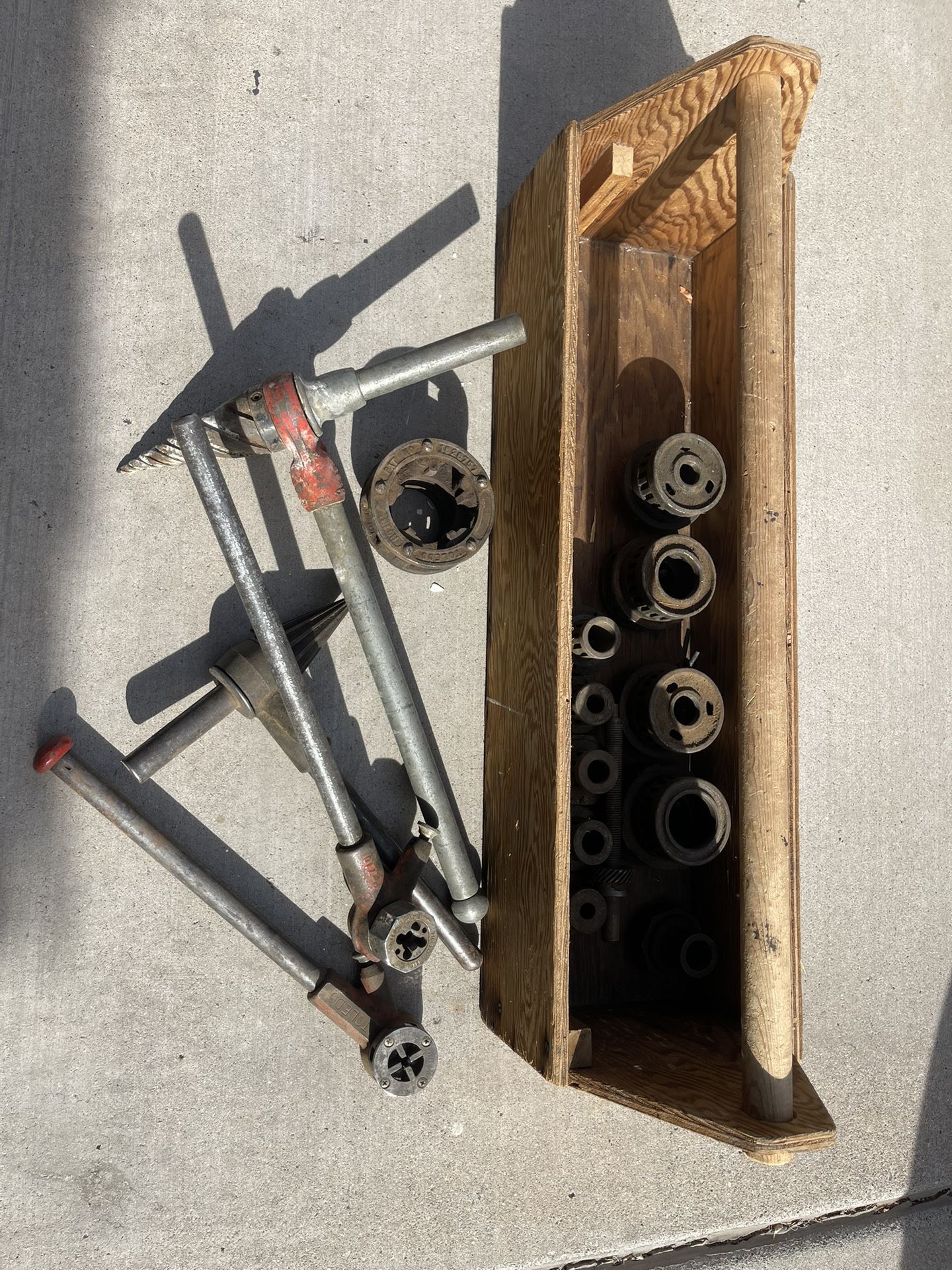 Pipe Thread Kit Tools