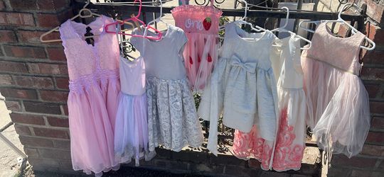 Ladies / Mens / Kids Clothes.  Not Free