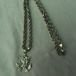 10k gold rope with 14k eagle pendant 28.1 grams