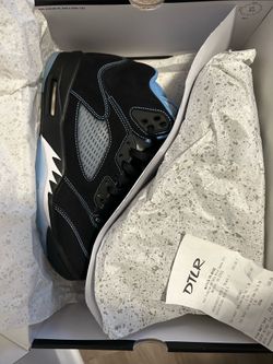 Jordan Black Carolina 5s