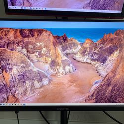 Gigabyte M27QX Gaming Monitor 