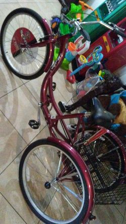 Three-wheeler Schwinn bike