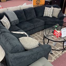 🇺🇸HUGE Ashley Furniture Sale!🇺🇸 Brand New Oversized Sectional W/ Designer Accent Pillows Included! $50 Down Takes It Home Today!