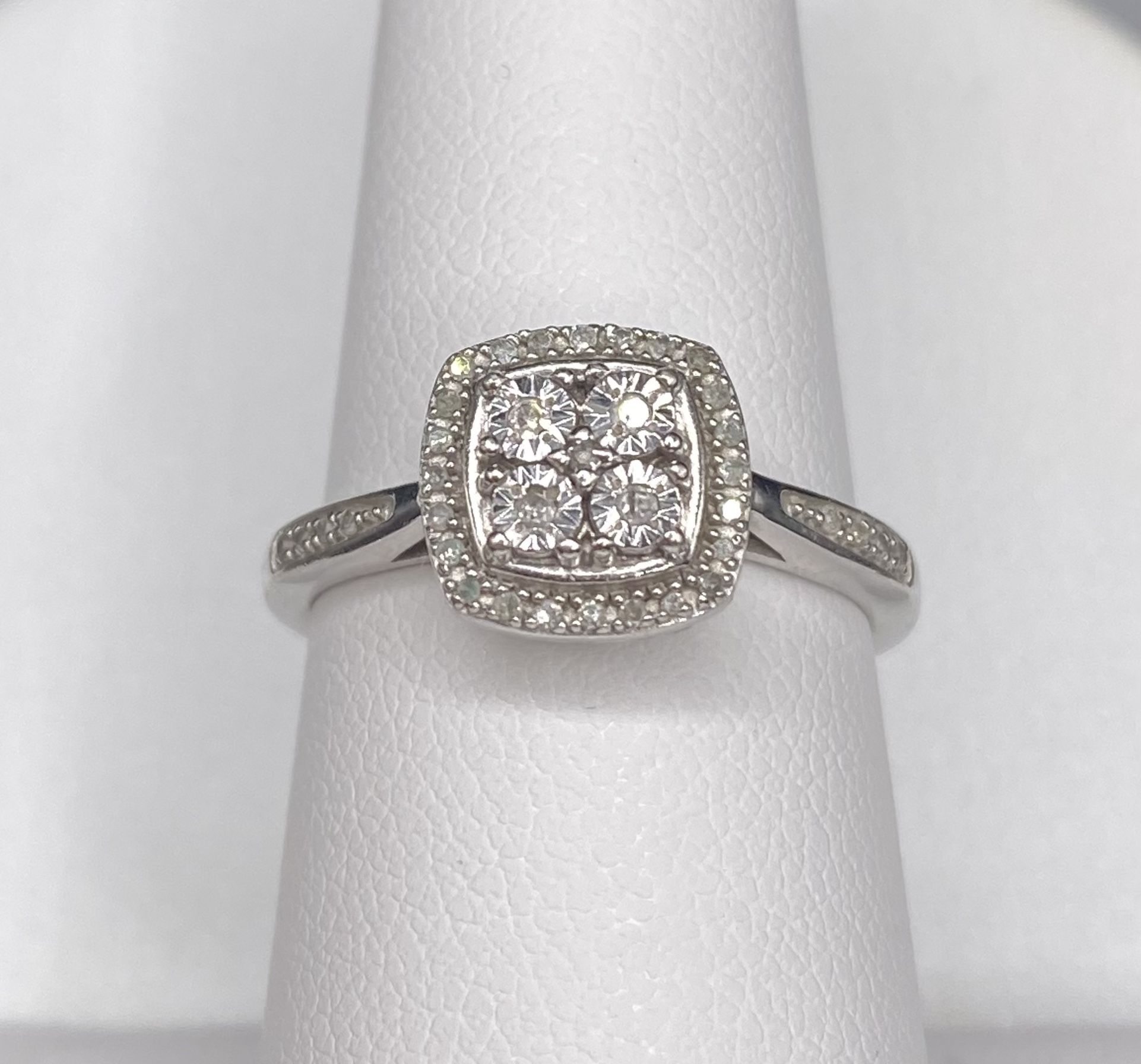SK9 Allure Gems 925 Sterling Silver White Diamond Ring