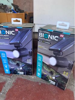 Solar powered security spotlight