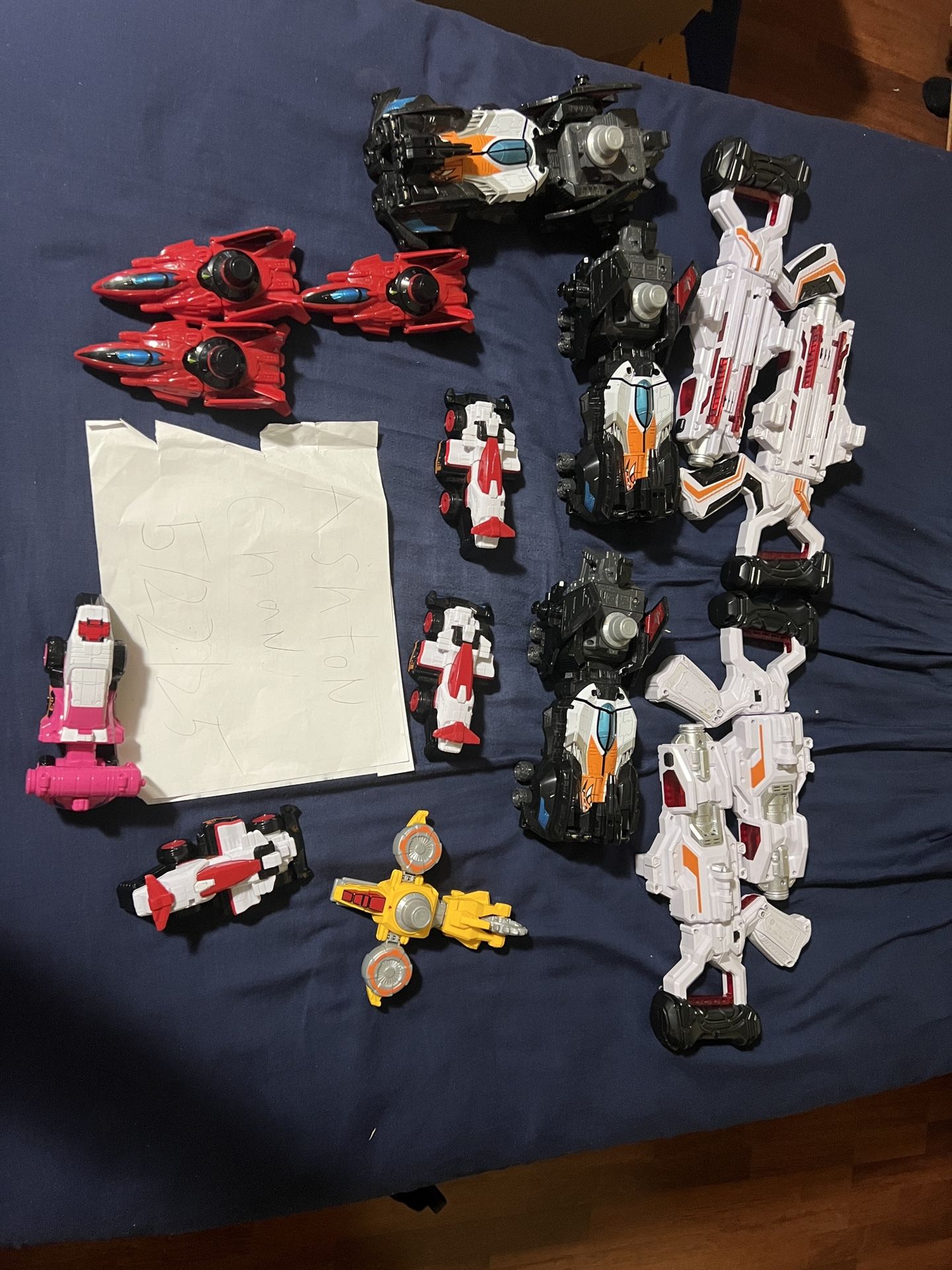 Lupin ranger Vs Patoranger Vs Changer, Strikers, And Dial Fighters/vehicles