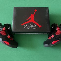 Jordan 4 Red Thunder