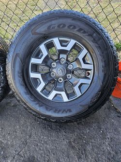 Toyota Wheels and Tires 🛞