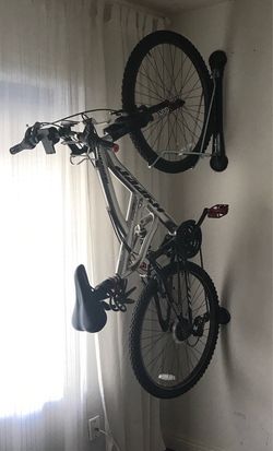 Wall mount bike rack