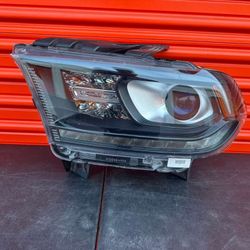 2016-2020 DODGE DURANGO LEFT DRIVER HEADLIGHT DRL HALOGEN BLACK OEM 1AD