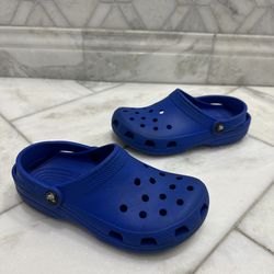 Size 4 Youth Blue CROCS Sandals