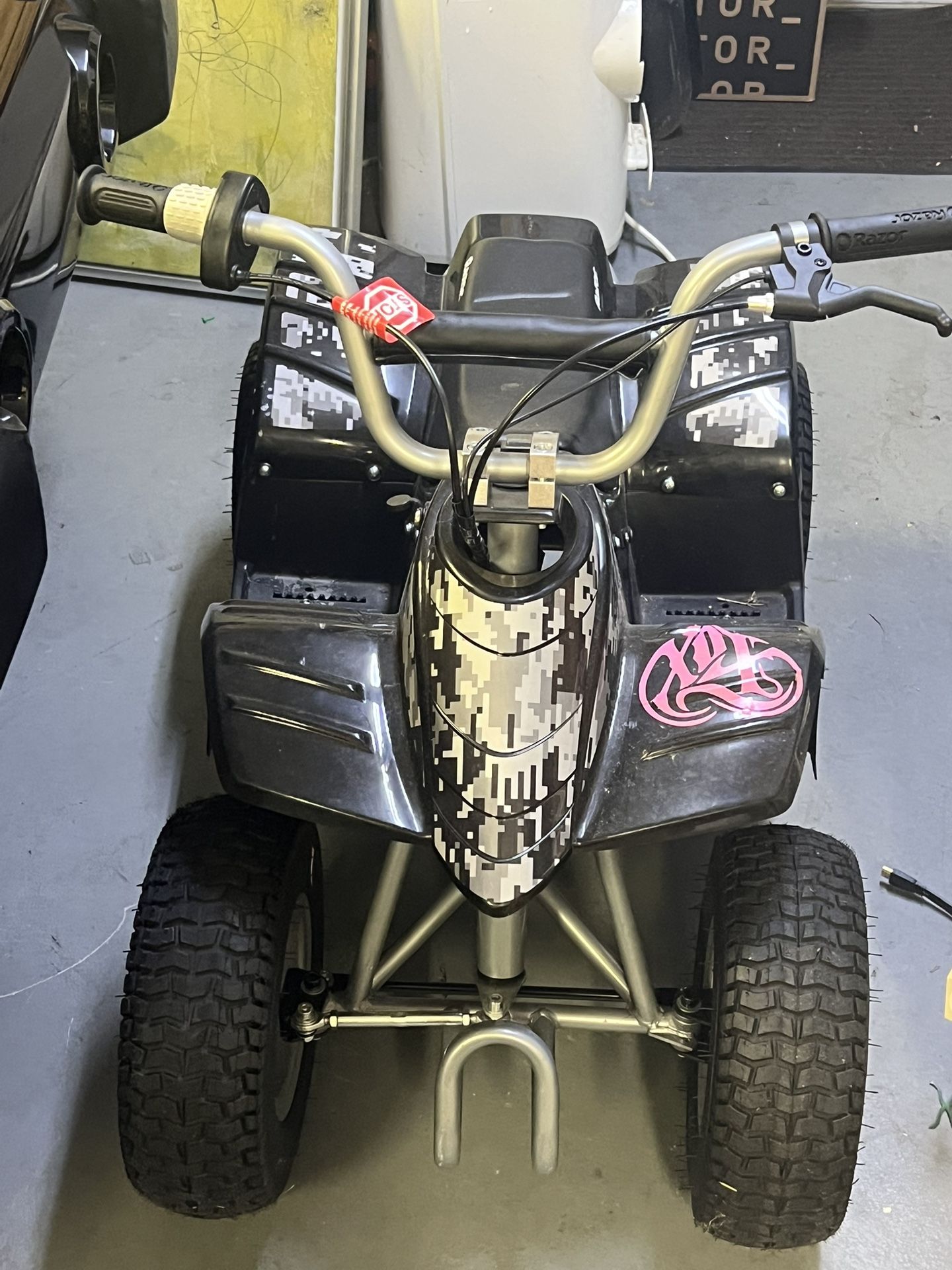Razor 24v Quad 4 Wheeler. ATV