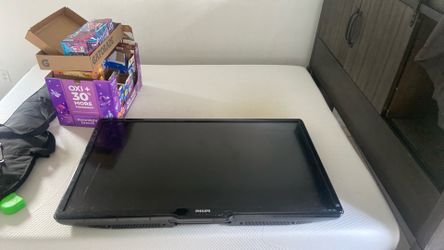 44 In Philips Flat Screen Tv