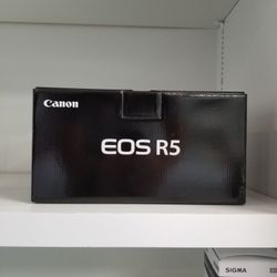 Canon EOS R5