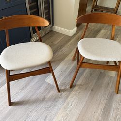 4 mid-century style dinning chairs