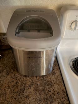Ice maker