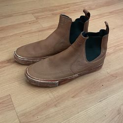 Nike Chelsea Boots