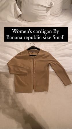 Women’s Banana republic cardigan size small