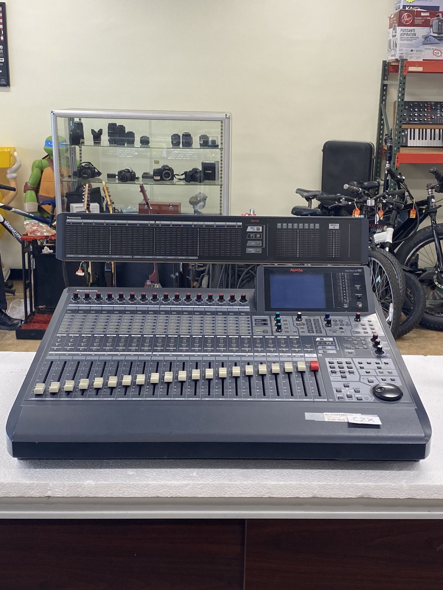 Panasonic Ramsa WR-DA7 Audio Mixer