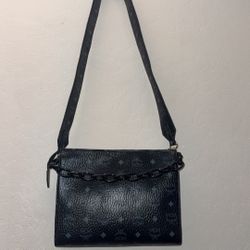 MCM PURSE 