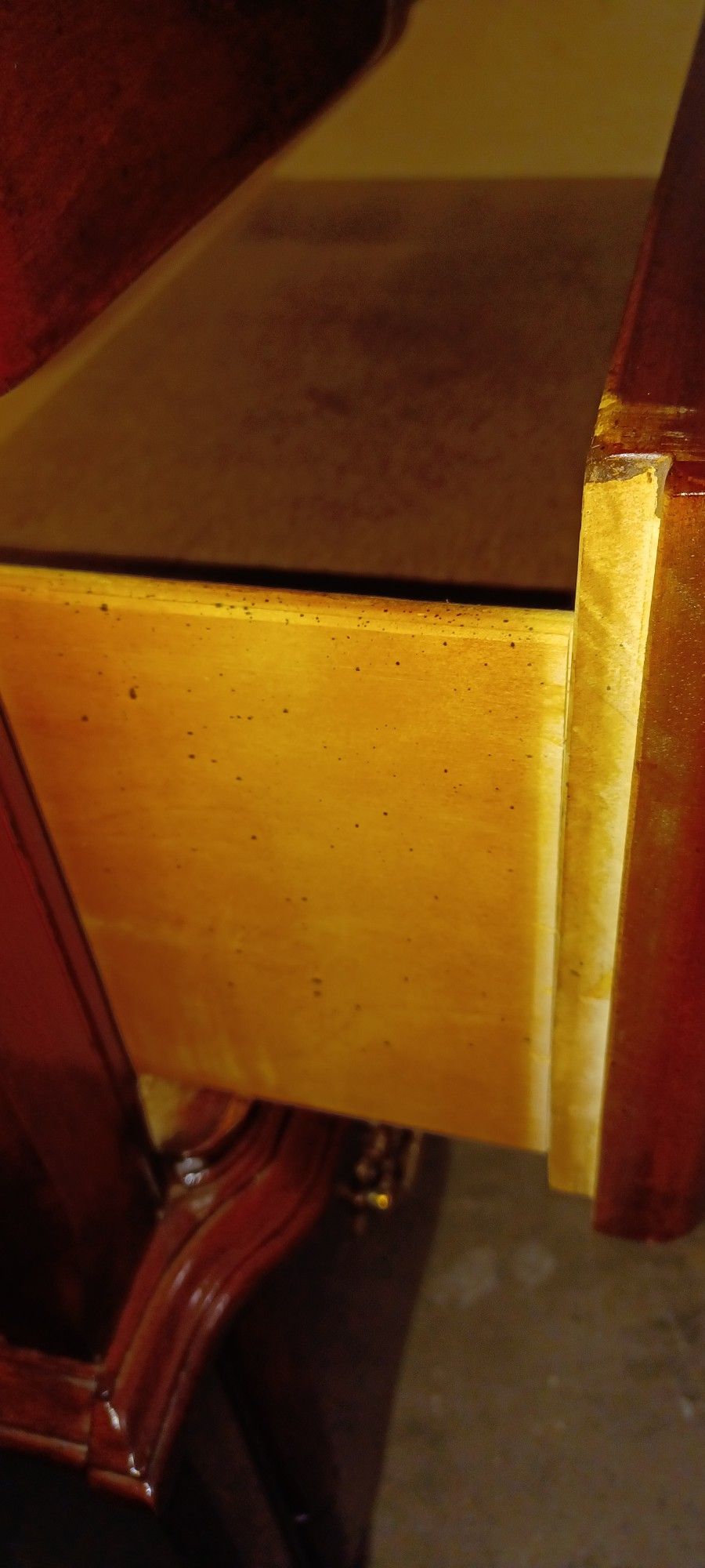 Vintage Ashley Furniture Cherry Hiboy Dresser for Sale in Concord Farr