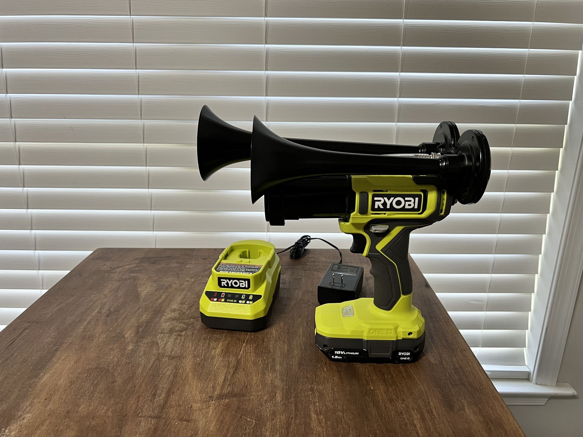 RYOBI Drill Train Horn