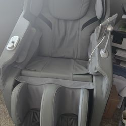 Massage Chair – Excellent Condition – Fully Working