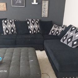 10 Month Old Couch $500