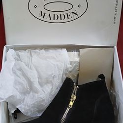 Steve Madden Black Suede Wedge 