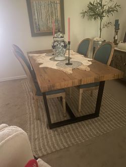 Dining Room TABLE