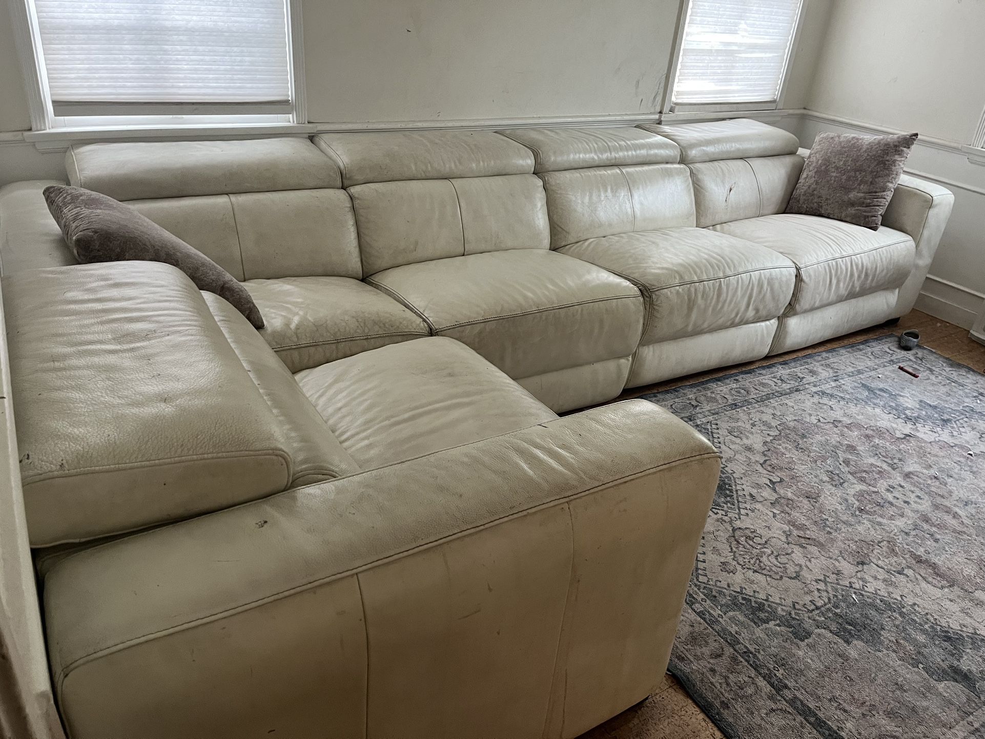 Z Gallery leather couch Sectional with recliner