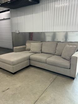 Sectional Couch FREE DELIVER
