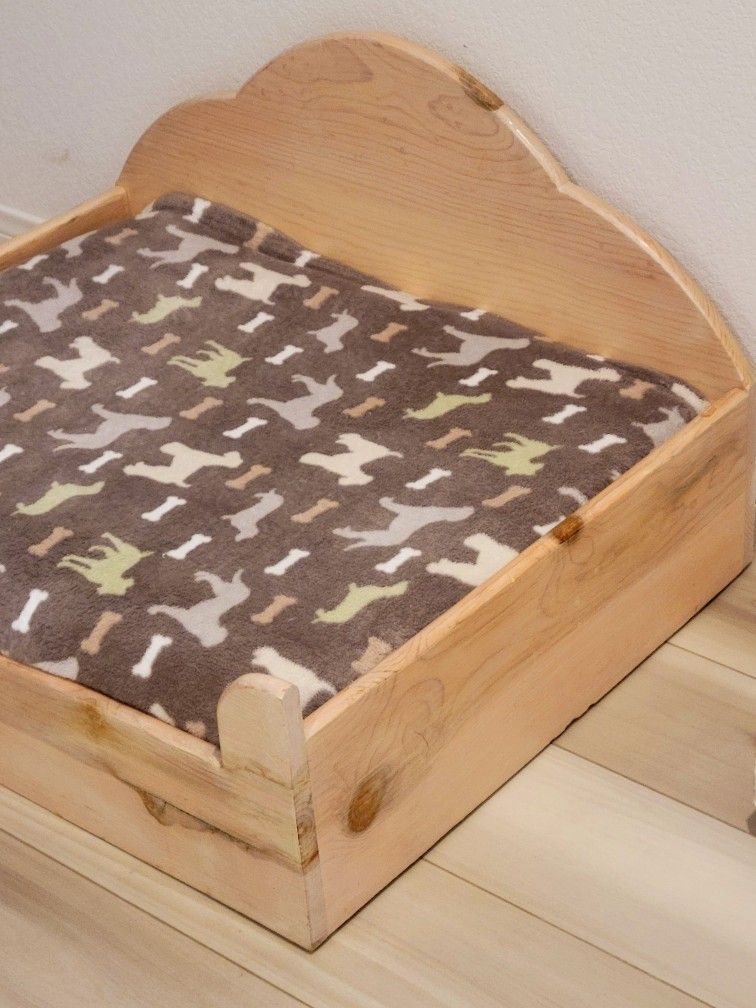 LARGE Handmade Wood Pet Bed 32"W X 18 L X 9"D
This has a Comfy Pad Cushion Inside! It is line with water resistant material!