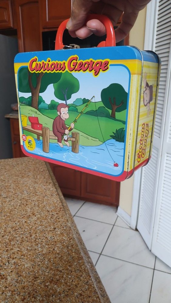 CURIOUS GEORGE Collectible Lunch Box 24pc Puzzle