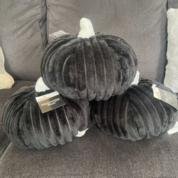 Pumpkin Plushies Decor