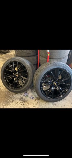 Set of 4 new Chevy Camaro Zl1 style new gloss blk rims new tires set