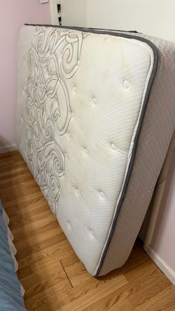 Queen mattress