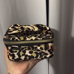 Leopard Makeup mini travel bag 🎀