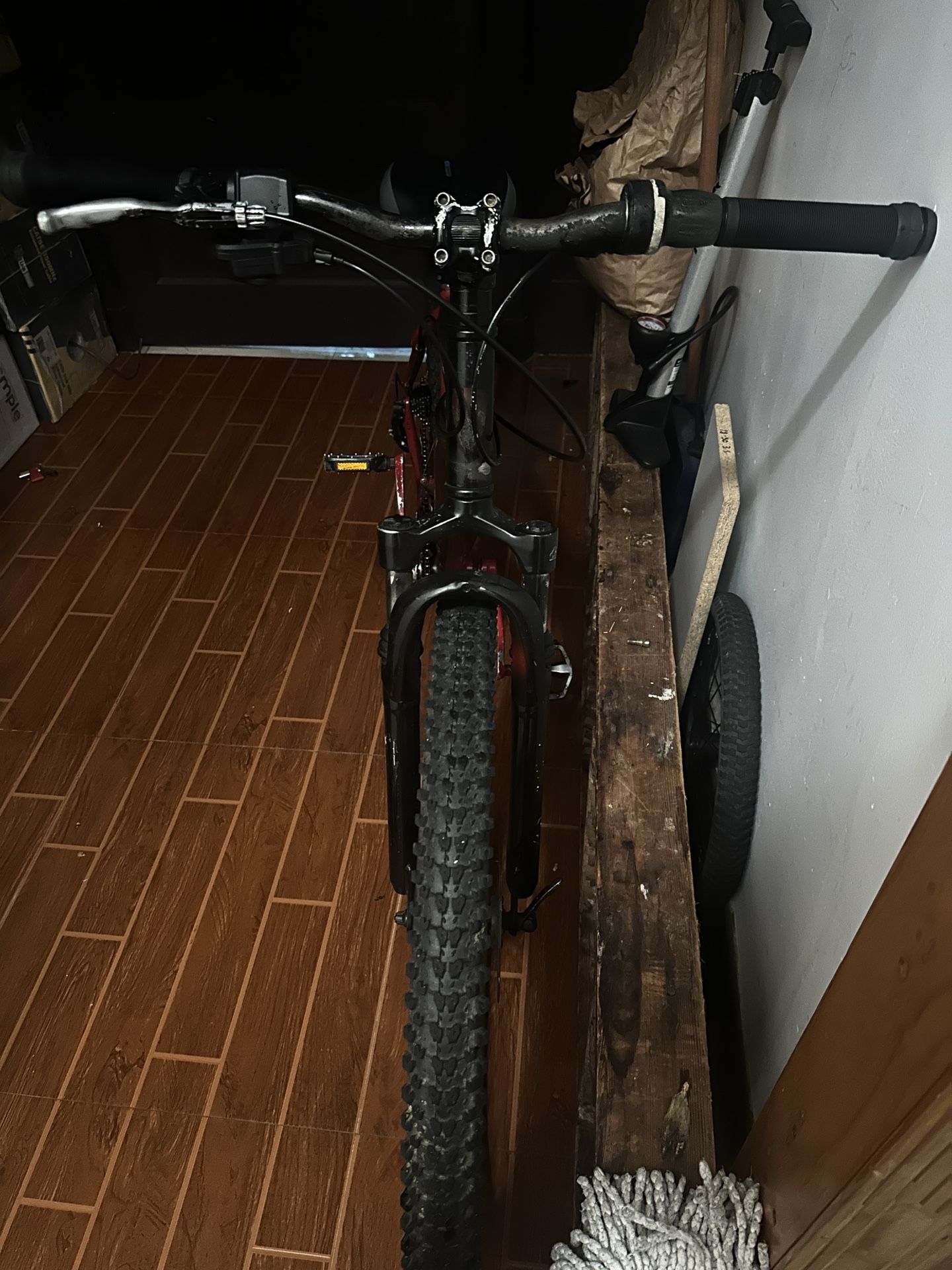 Bike mtb ?? (hmu w anything i need offers ASAP)🚲👀
