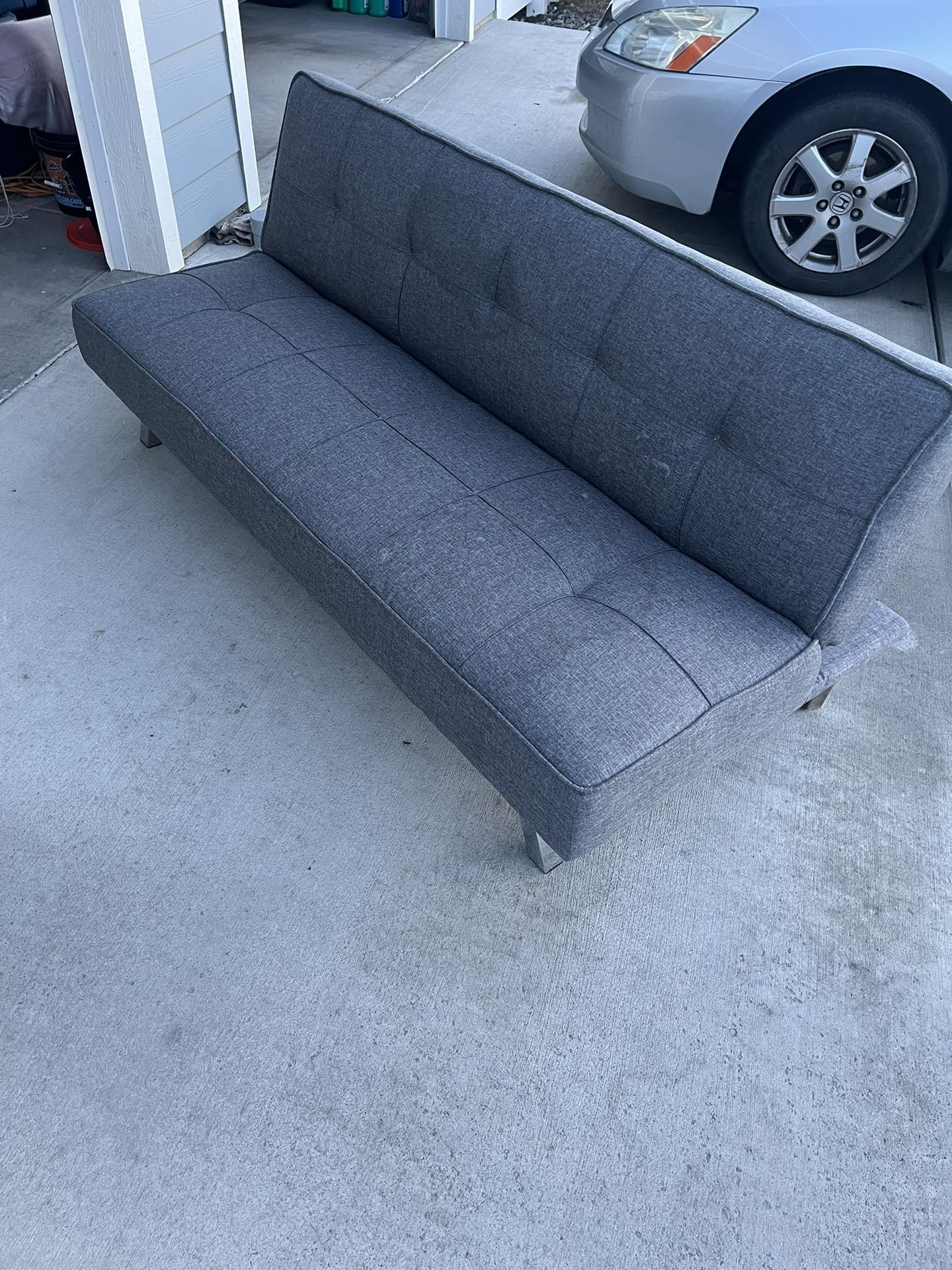 Futon Bed , Make Offer