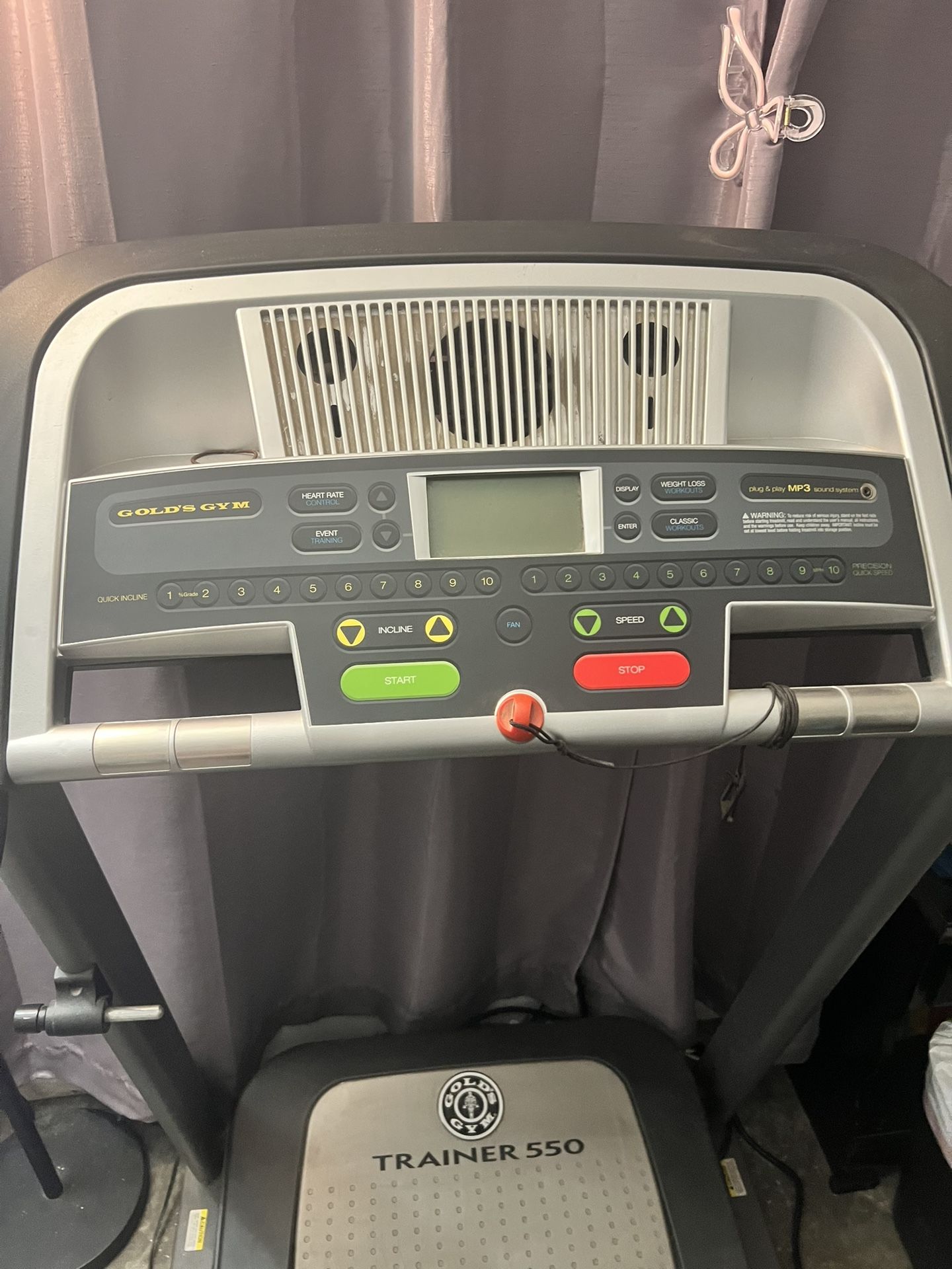 gold’s gym trainer 550 treadmill