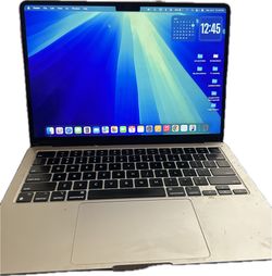 MacBook Air M2, 13.5”