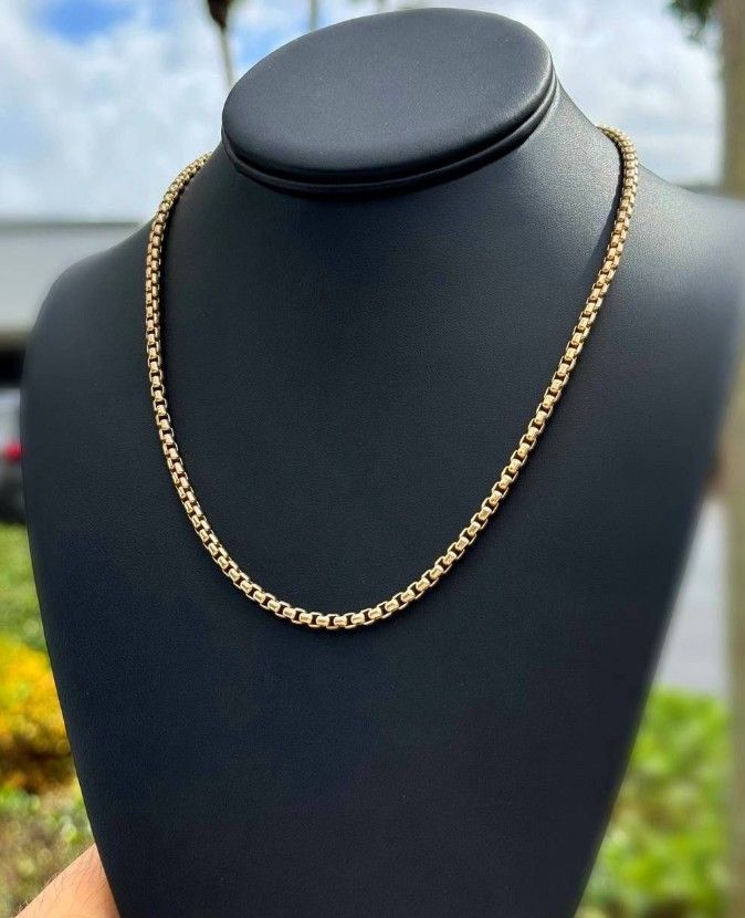 14kt Solid Gold Necklace