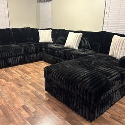Brand New Super Plush Elegant Comfy Corduroy Sectional Set 