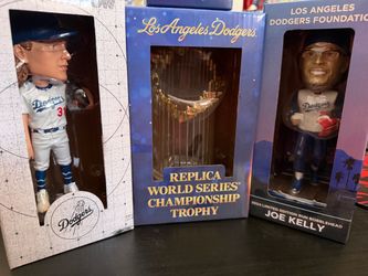 2024 LA Dodgers bobble heads, ring & trophy for trade