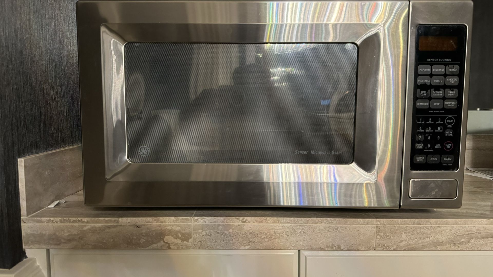 GE JE1860SH Microwave